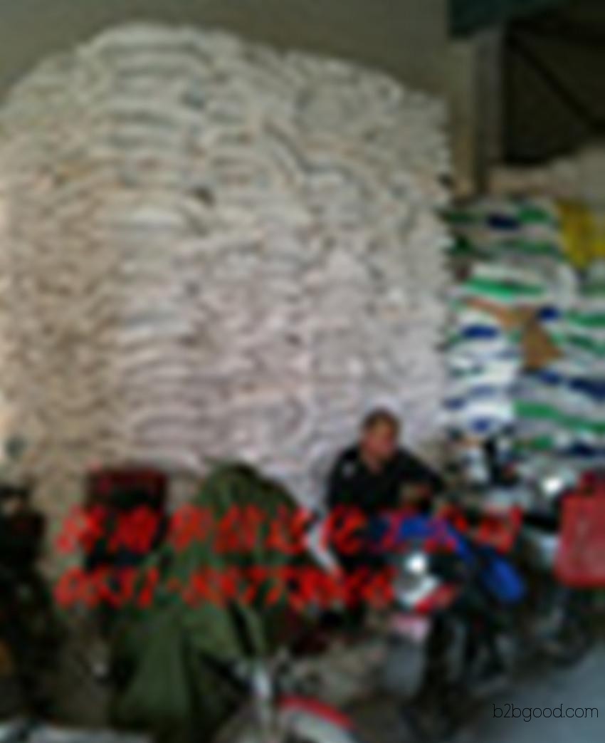 Factory direct sales of paraformaldehyde in stock