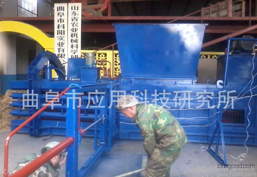 Shandong Dongkeyang brand hydraulic metal baler. Balling machine for wool balls. Cost-effective hydraulic baler for used plastic bags.