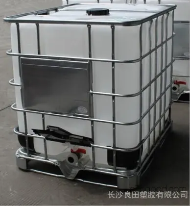 塑胶容器1