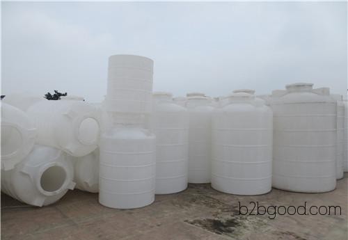 Plastic containers/Plastic chemical drums/Plastic water towers, 10,000 liters