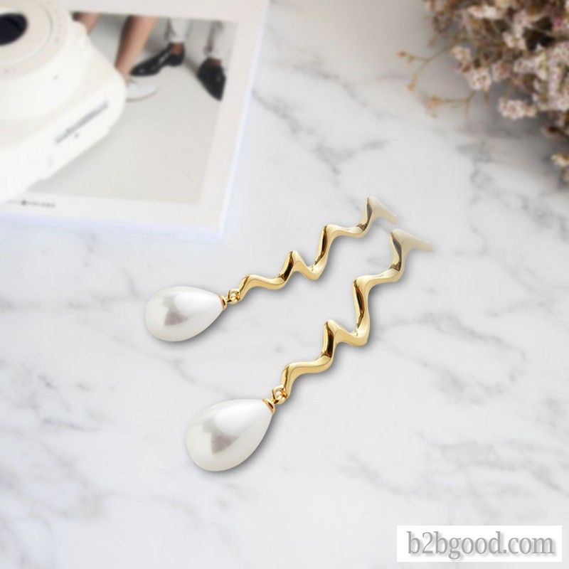 Gravity meteor Earrings