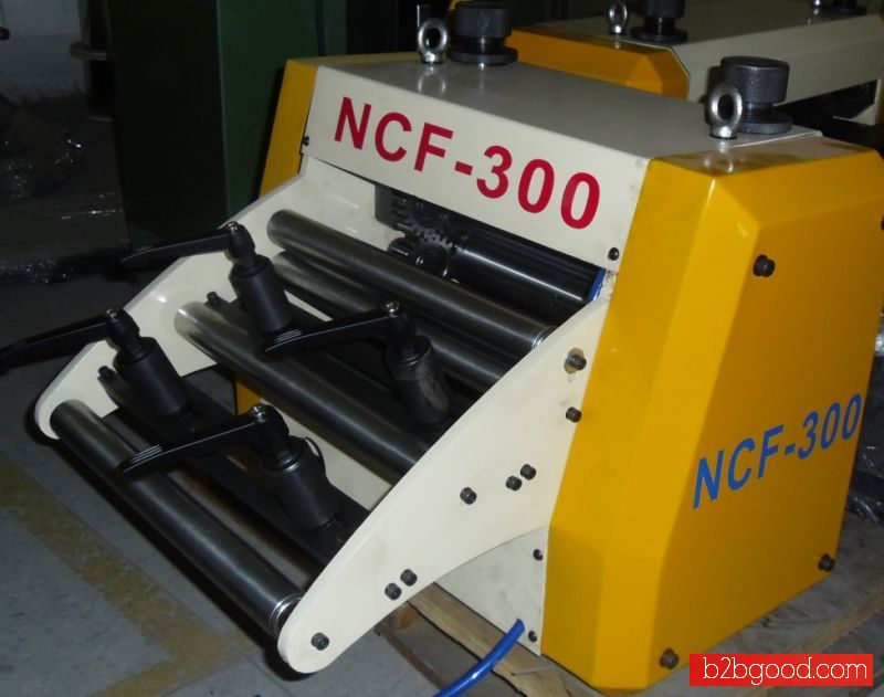 NC SERVO ROLL FEEDER MACHINE