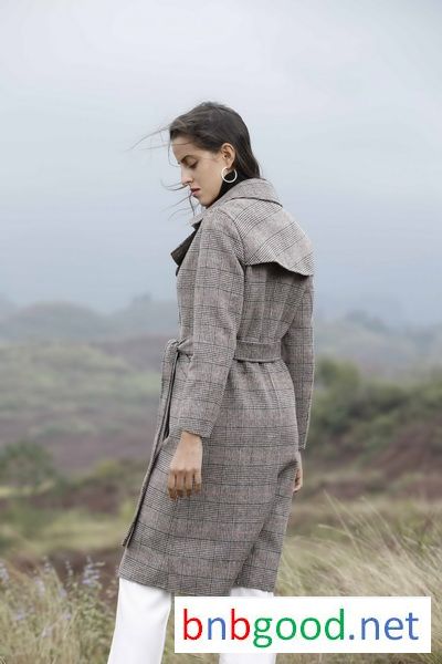 Four-row buckle, slender, overcoat