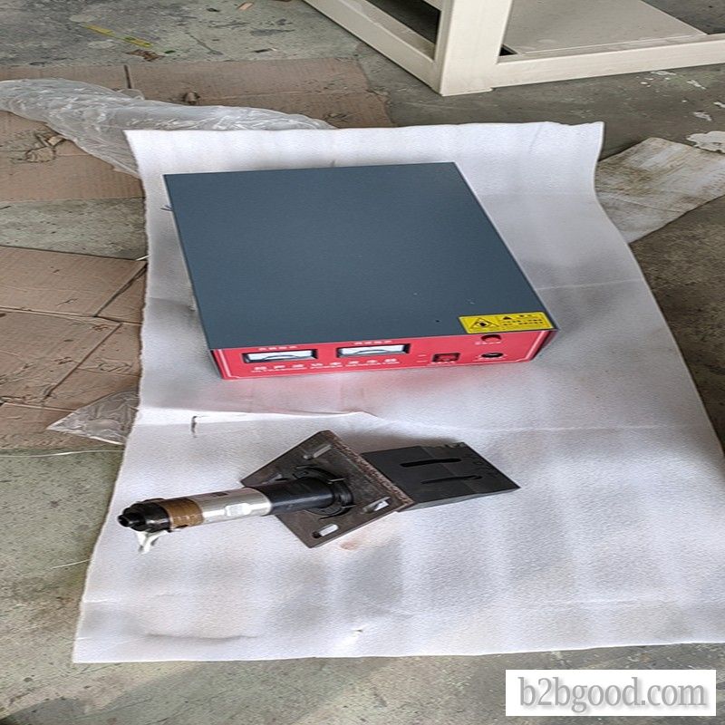 Disposable mask slicing machine for civilian masks and medical masks