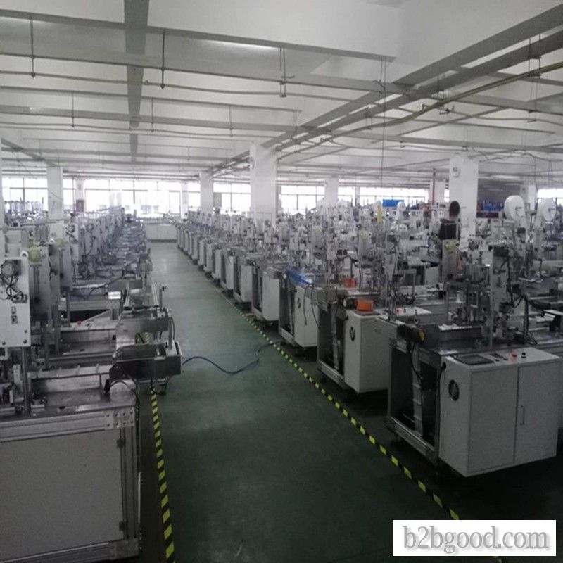 Civilian masks and medical masks fully automatic one-towed one-plane mask machine