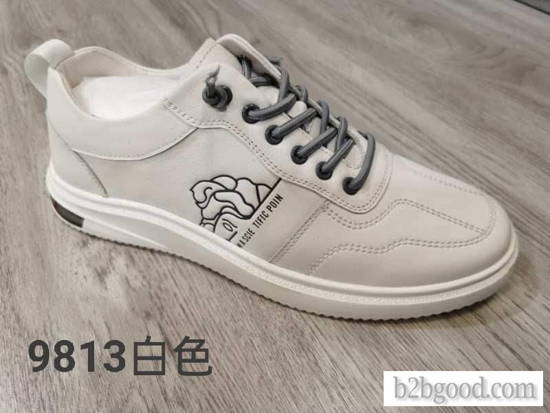 The top layer of men's casual leather shoes is cowhide, which is made by hand with rubber anti-