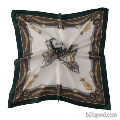 Janaive square, small square is to match the appropriate dress to show the elegance