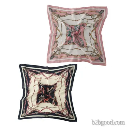 Janaive square, small square is to match the appropriate dress to show the elegance