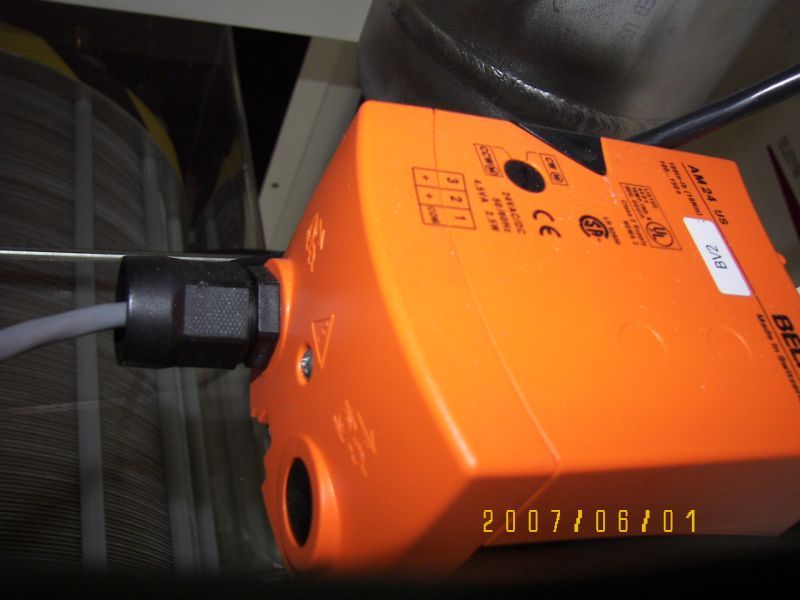Hydrogen generator by hydrogen energy water electrolysis