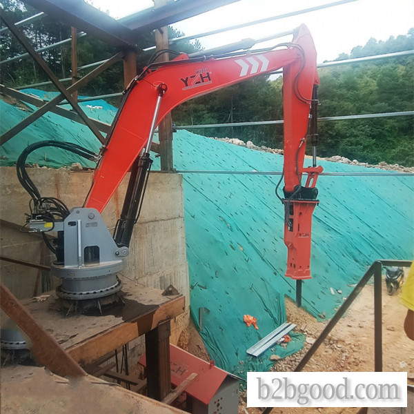 One YZH Fixed Hydraulic Crushing Manipulator Installed at Guangxi Sand and Gravel Plant