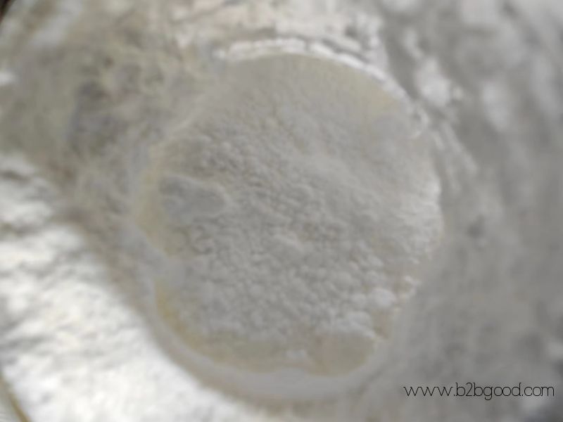 Powder microcrystalline wax for candle making