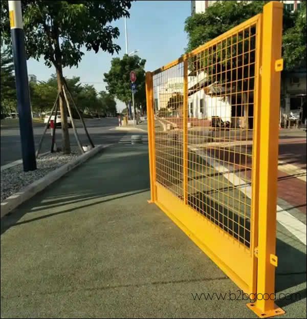 Temporary Fencing for Road Construction